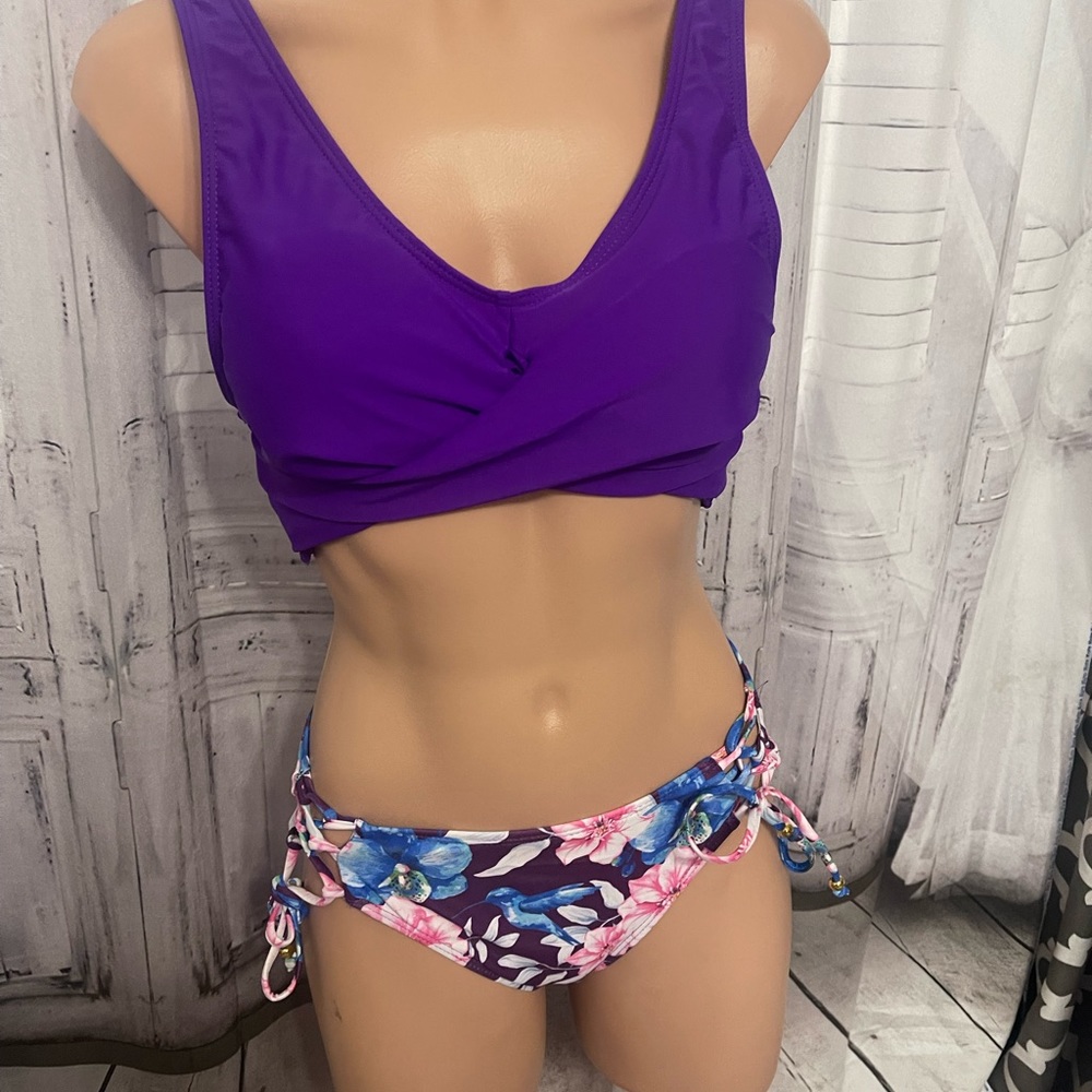 Two piece new bikini super cute in person